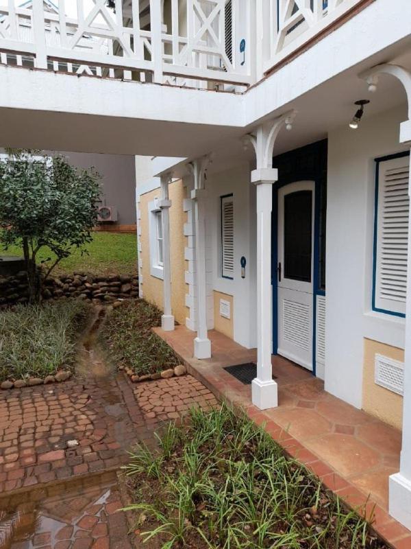 19 Montego Bay Caribbean Estate Apartman Port Edward Kültér fotó