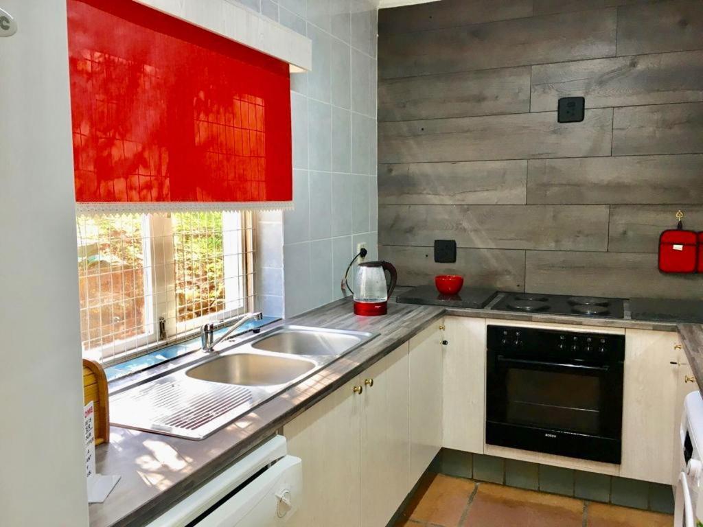 19 Montego Bay Caribbean Estate Apartman Port Edward Kültér fotó